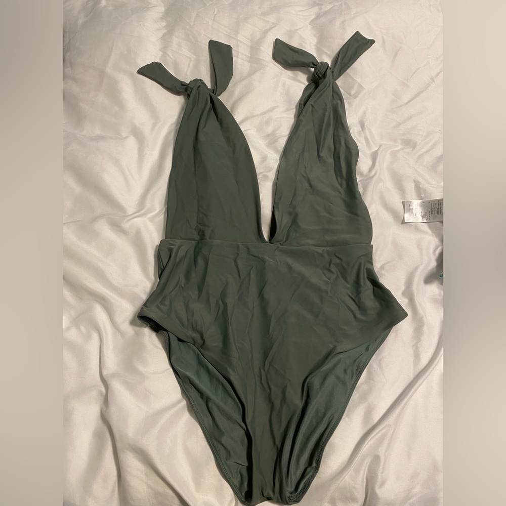 Arie one piece swimsuit